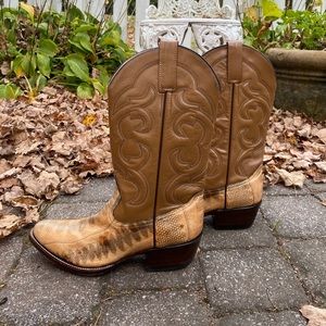 Beige GoldenFox Fox Skin Boots